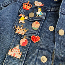 Load image into Gallery viewer, Alice In Wonderland Pin Set
